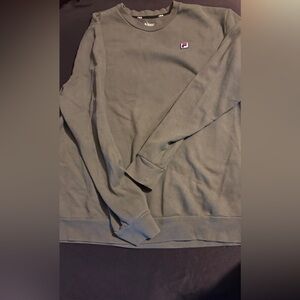 Men’s Fila sweatshirt size extra large pit to pit 24 inches super soft
